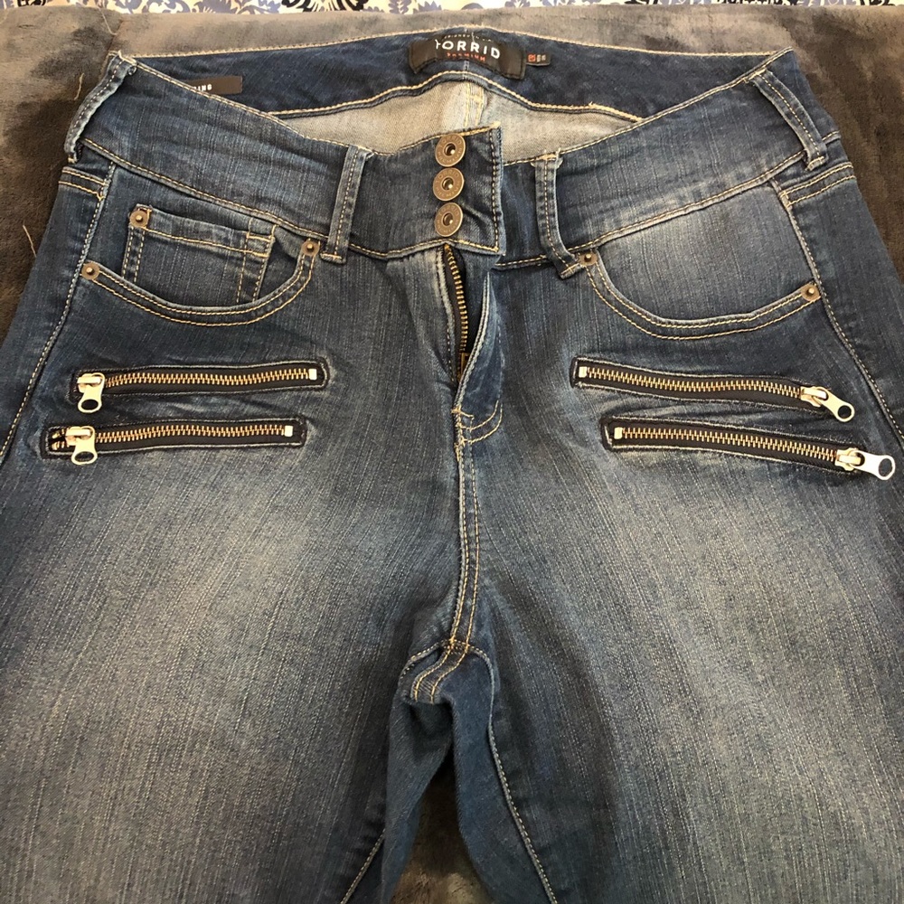Jeggings with Zipper detail